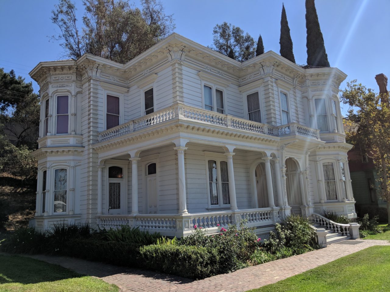 About Harlow House – Harlow House